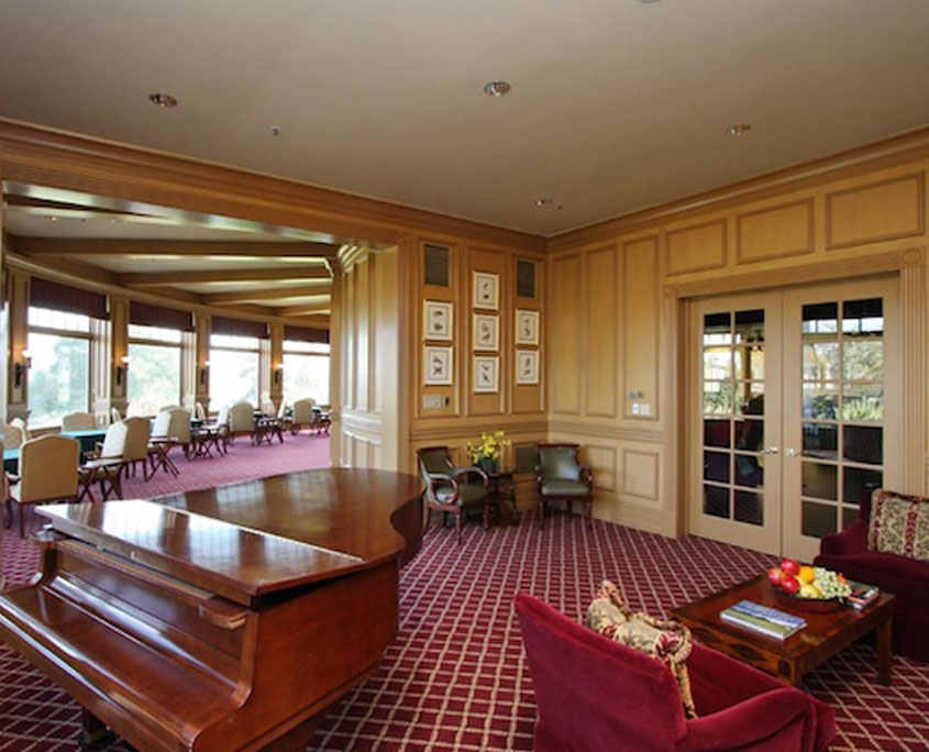 Peninsula Golf & Country Club Interior - Resurrection Decorative ...